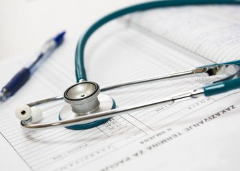 Photo by Pixabay from Pexels: https://www.pexels.com/photo/close-up-photo-of-a-stethoscope-40568/