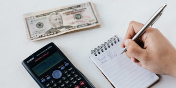 Photo by Karolina Grabowska from Pexels: https://www.pexels.com/photo/crop-anonymous-financier-planning-budget-writing-numbers-in-notebook-4386339/