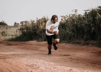 Photo by Nur Andi Ravsanjani Gusma: https://www.pexels.com/photo/man-running-on-dirt-road-1465892/