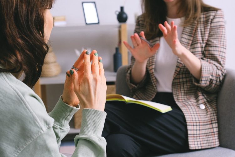 Photo by SHVETS production: https://www.pexels.com/photo/crop-unrecognizable-female-psychologist-and-patient-discussing-mental-problems-during-session-7176319/