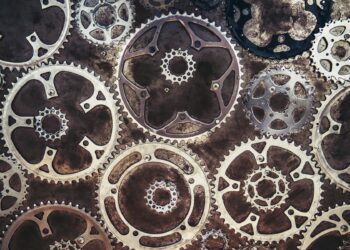 Photo by Tim Mossholder https://www.pexels.com/photo/close-up-shot-of-metal-gears-4843915/